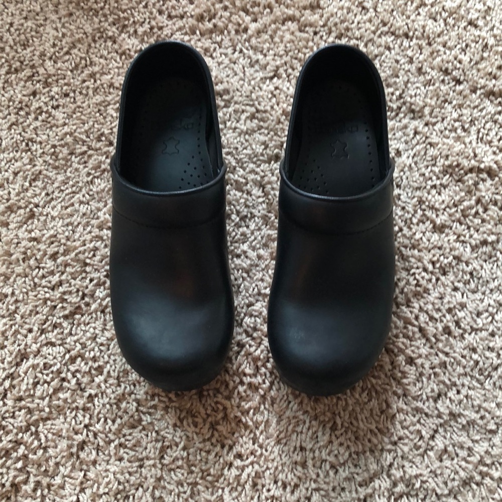 Black Danskos - Like New!